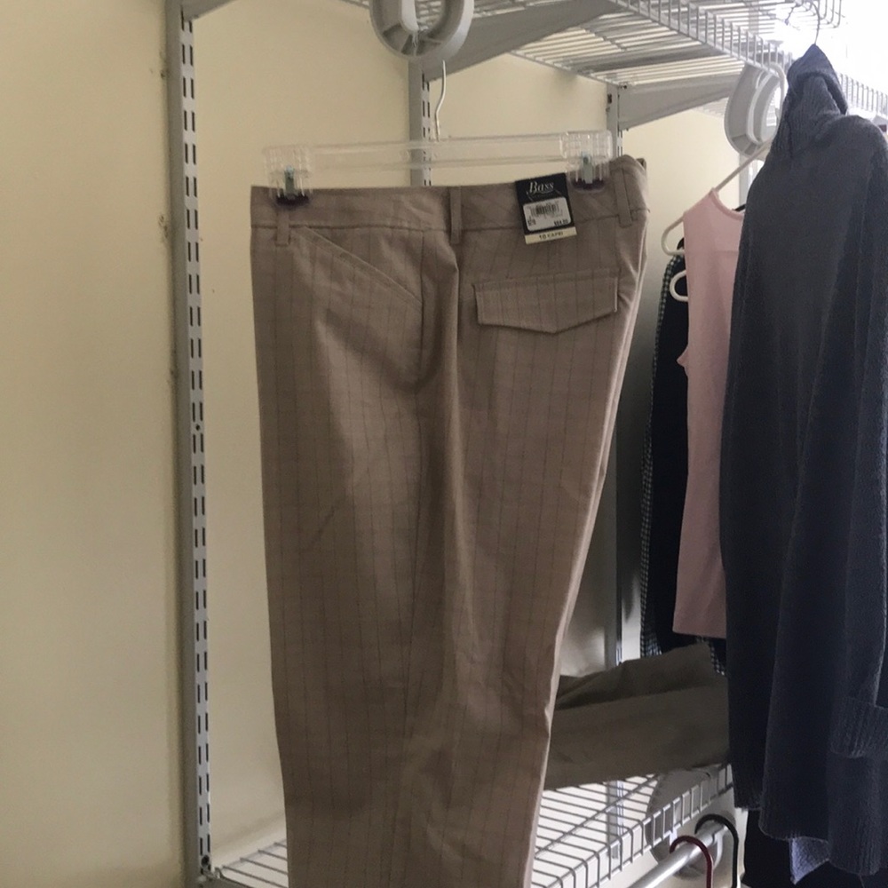 Bass capris size 10 new with tags